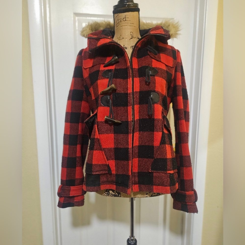 Buffalo check toggle coat